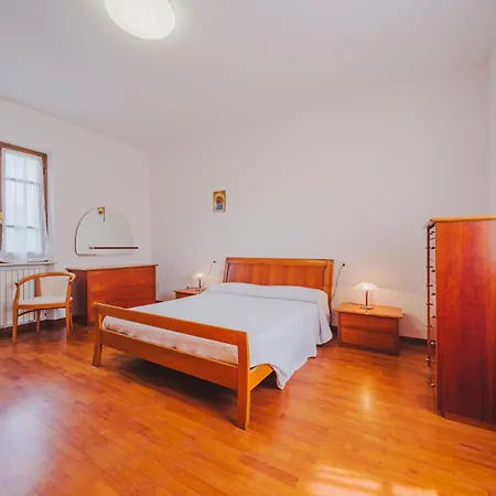 Giuliana By Interhome