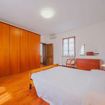 Holiday home Giuliana By Interhome Querceta