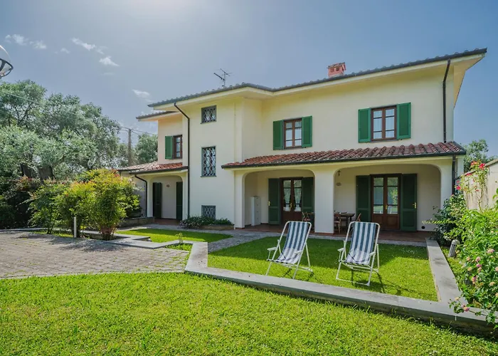 Giuliana By Interhome Querceta